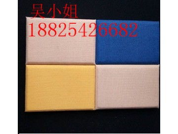 辦案區防撞軟包材料單價 供應產品 佛山市南海瑞鑫裝飾材料廠